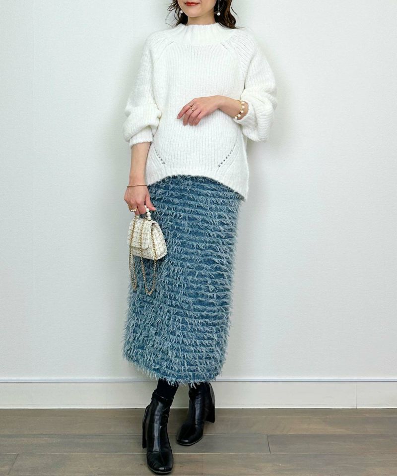 model：H164　着用サイズ：M　オフホワイト