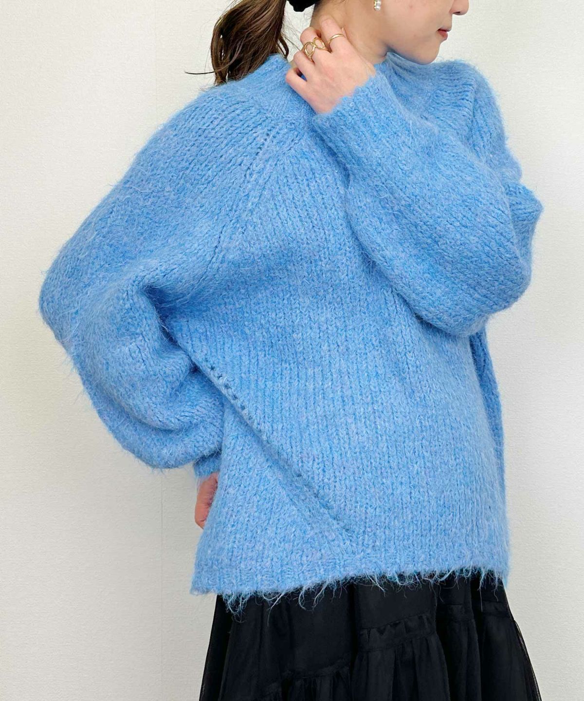 model：H164　着用サイズ：M　ブルー