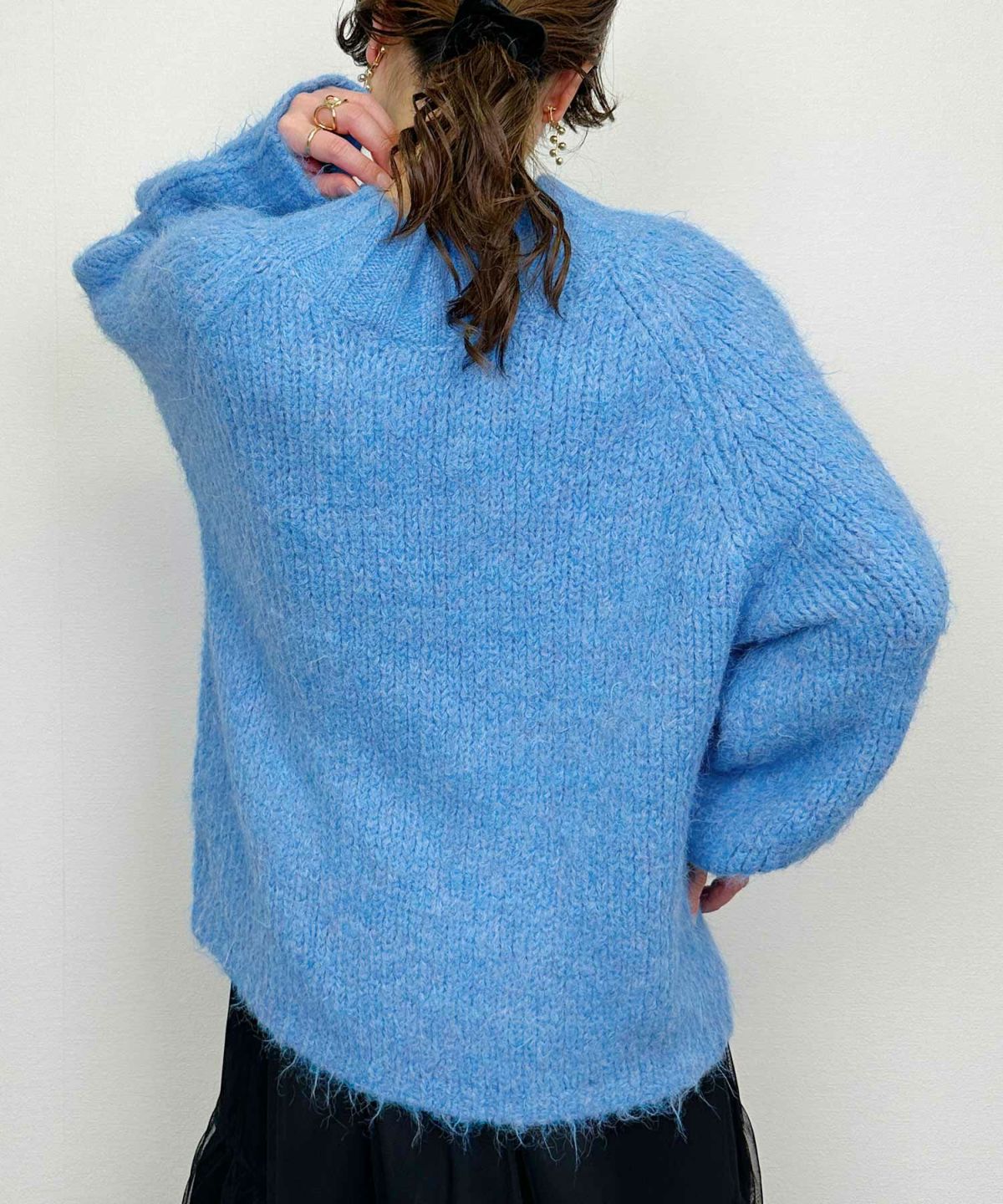 model：H164　着用サイズ：M　ブルー