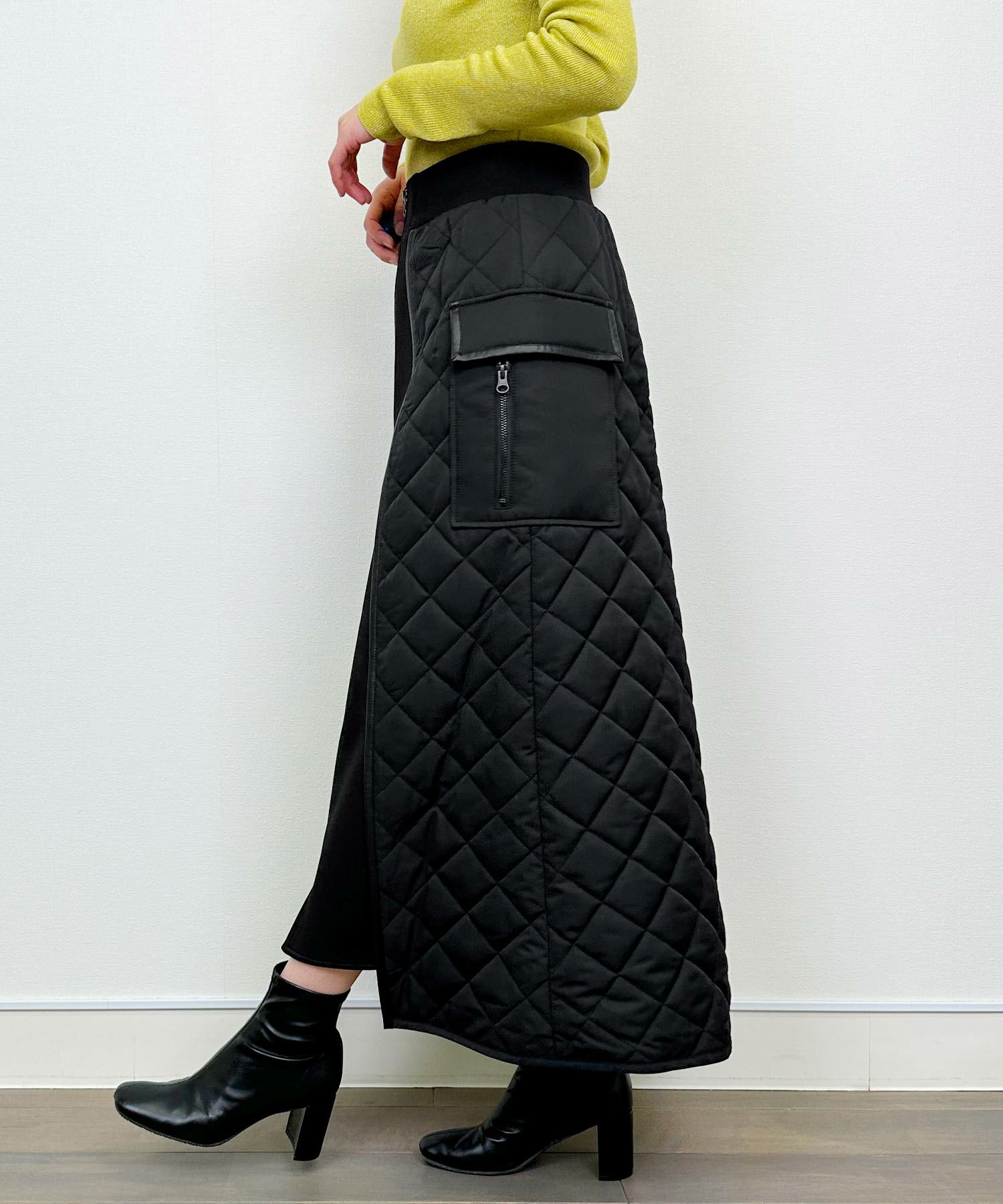 model：H164　着用サイズ：M　ブラック