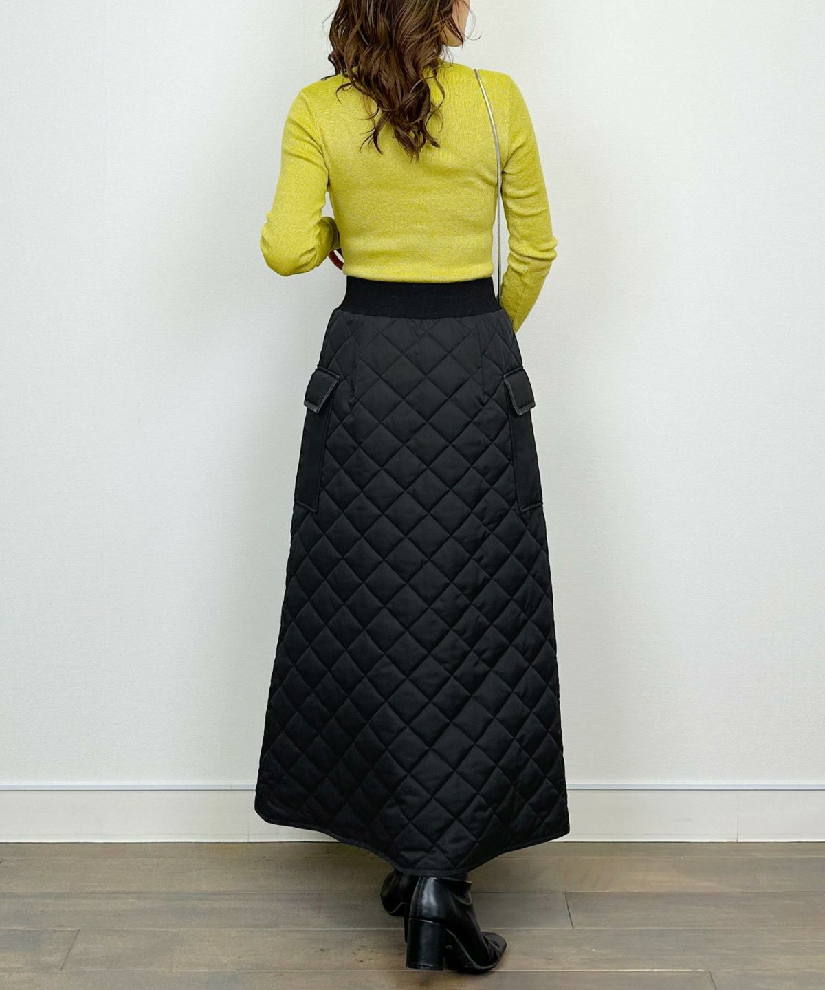 model：H164　着用サイズ：M　ブラック