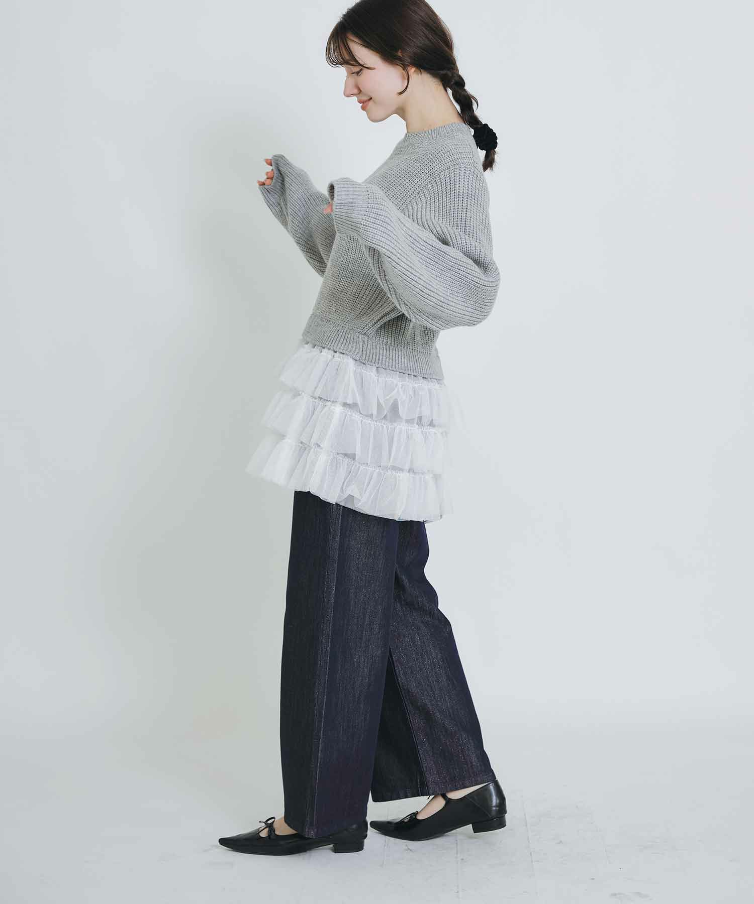model：H155　着用サイズ：M　グレイッシュベージュ