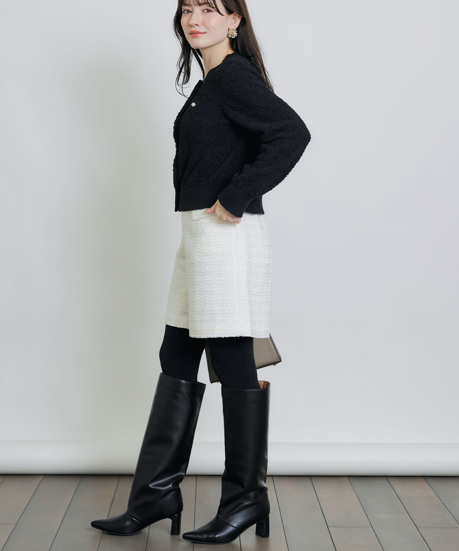 model：H155　着用サイズ：M　オフホワイト