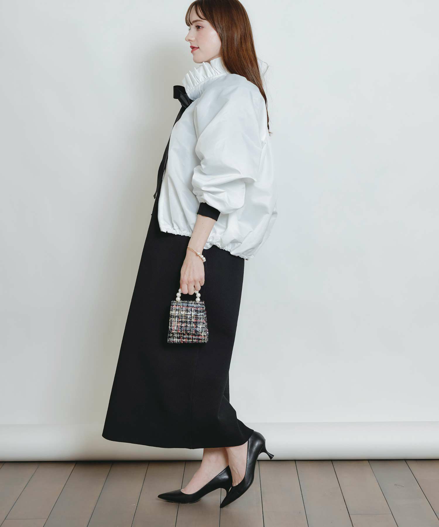 model：H160　着用サイズ：M　ブラック