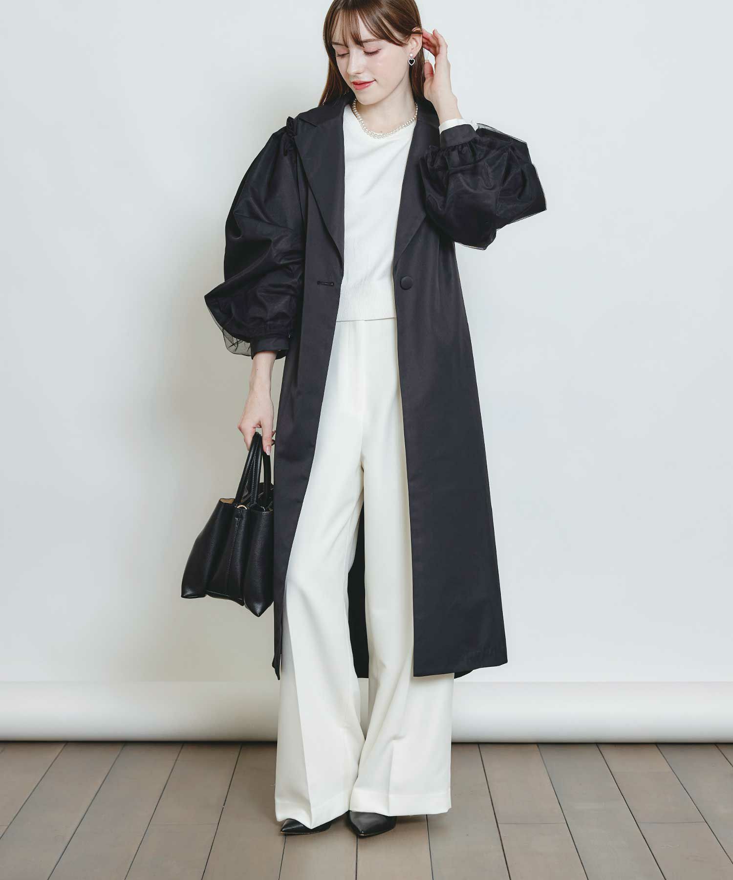 model：H160　着用サイズ：M　ブラック