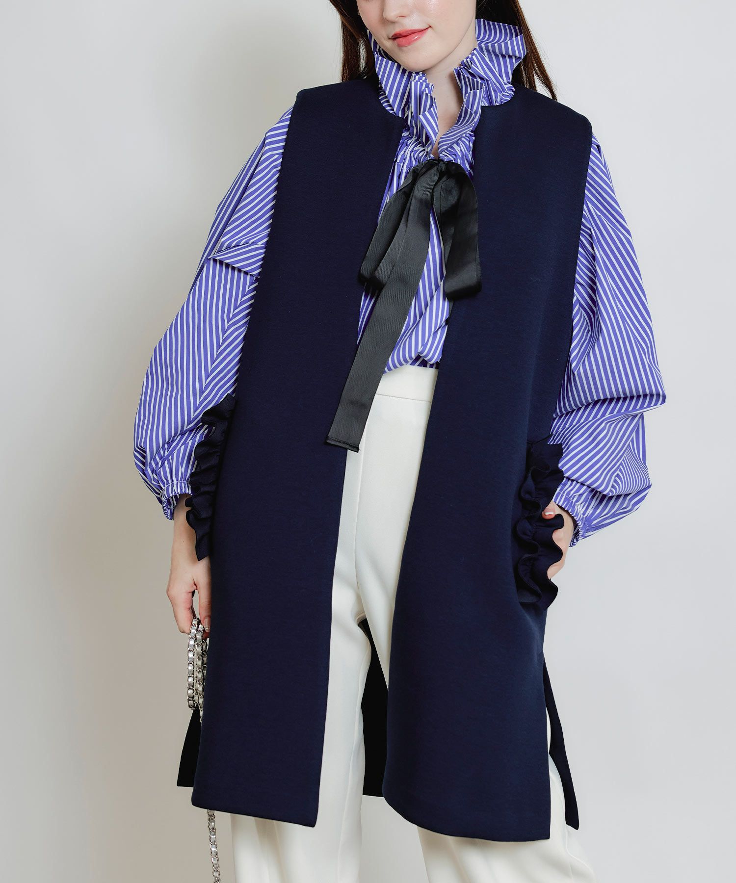 model：H160　着用サイズ：M　ネイビー
