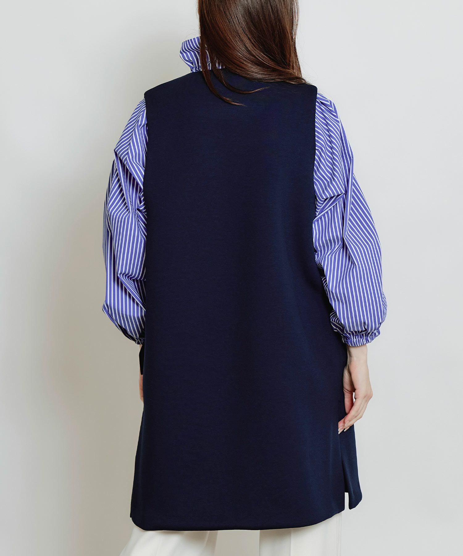 model：H160　着用サイズ：M　ネイビー
