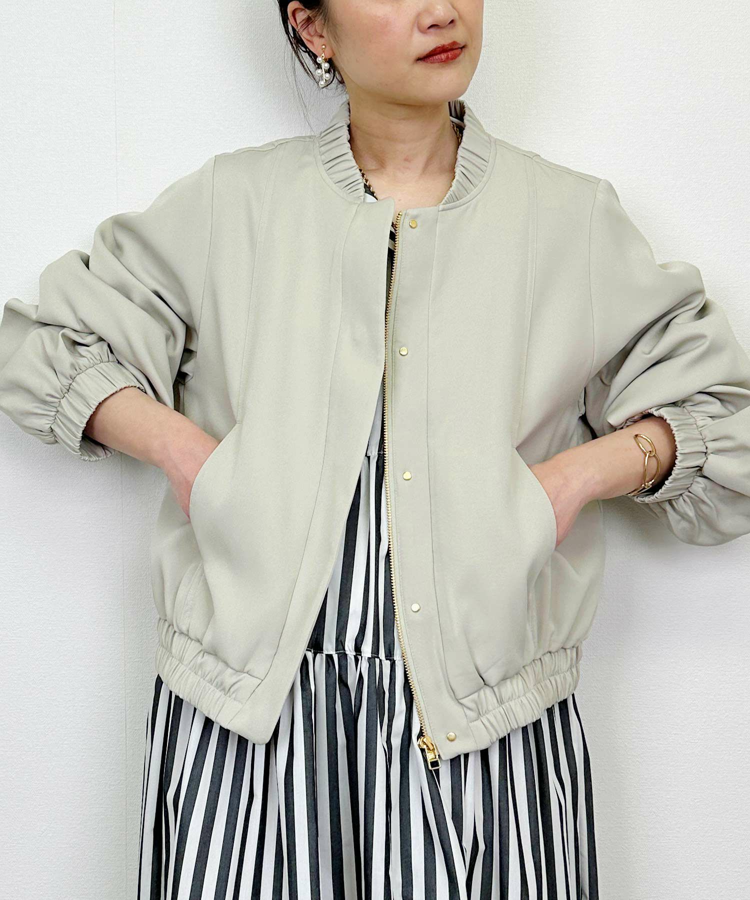model：H164　着用サイズ：M　ライトグレー