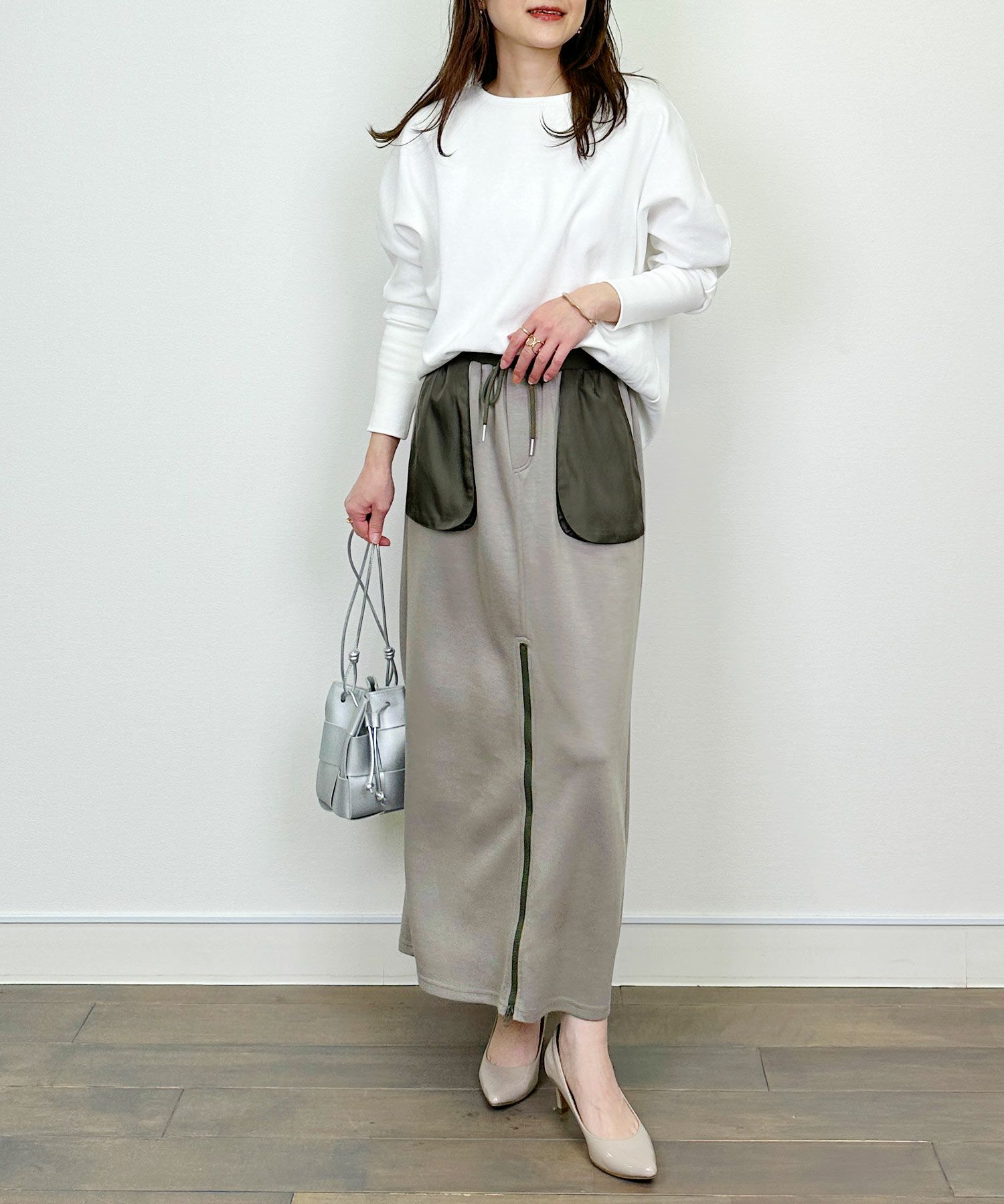 model：H164　着用サイズ：M　グレー