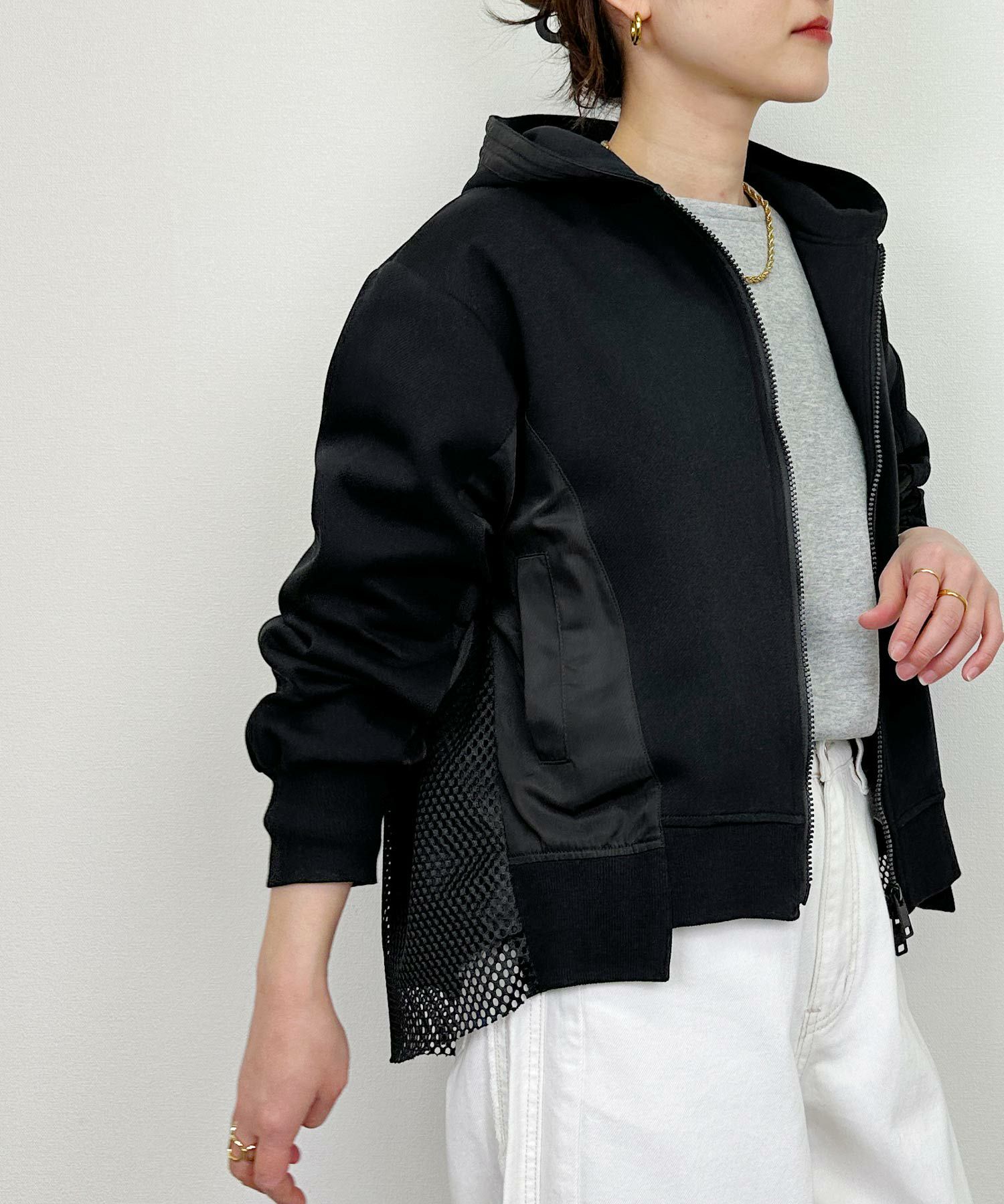 model：H164　着用サイズ：M　ブラック