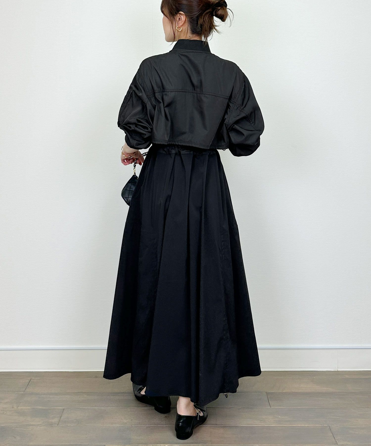 model：H164　着用サイズ：M　ブラック