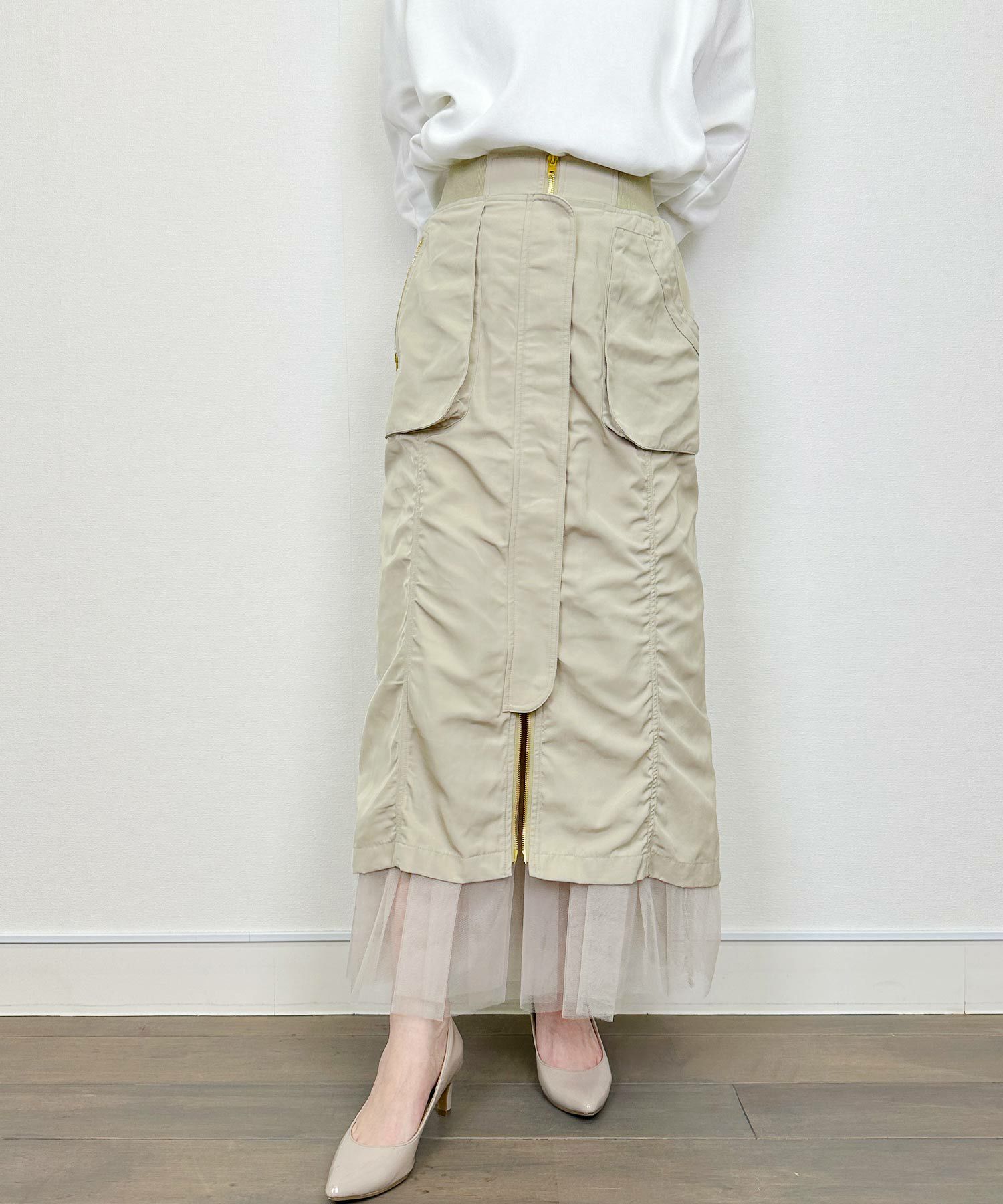 model：H164　着用サイズ：M　アイボリー