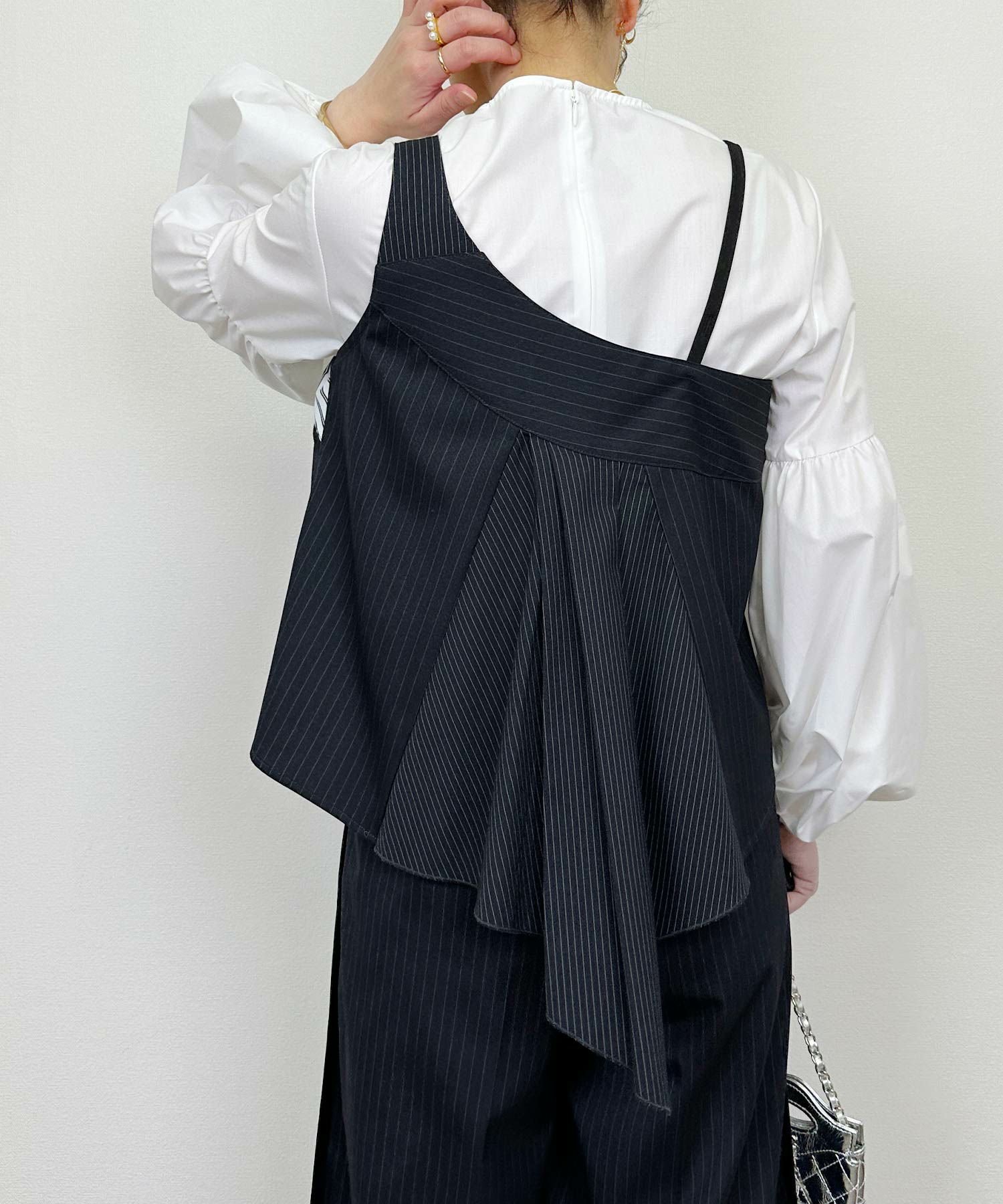 model：H164　着用サイズ：M　ネイビー
