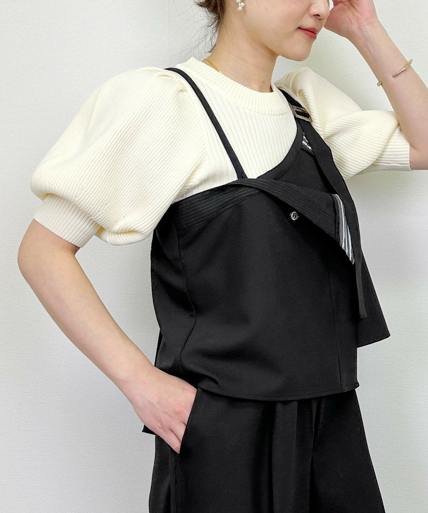 model：H164　着用サイズ：M　ブラック