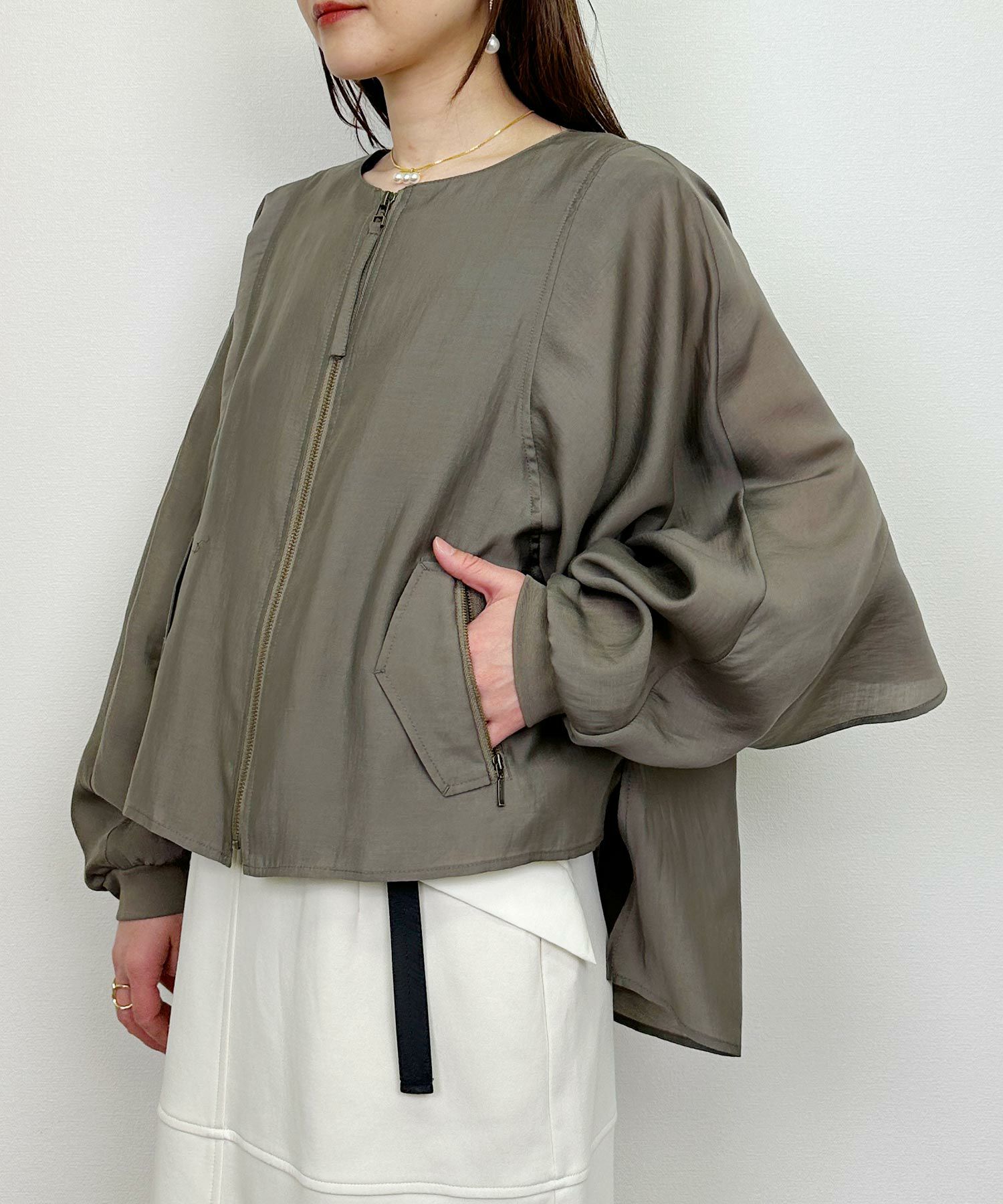 model：H164　着用サイズ：M　カーキ