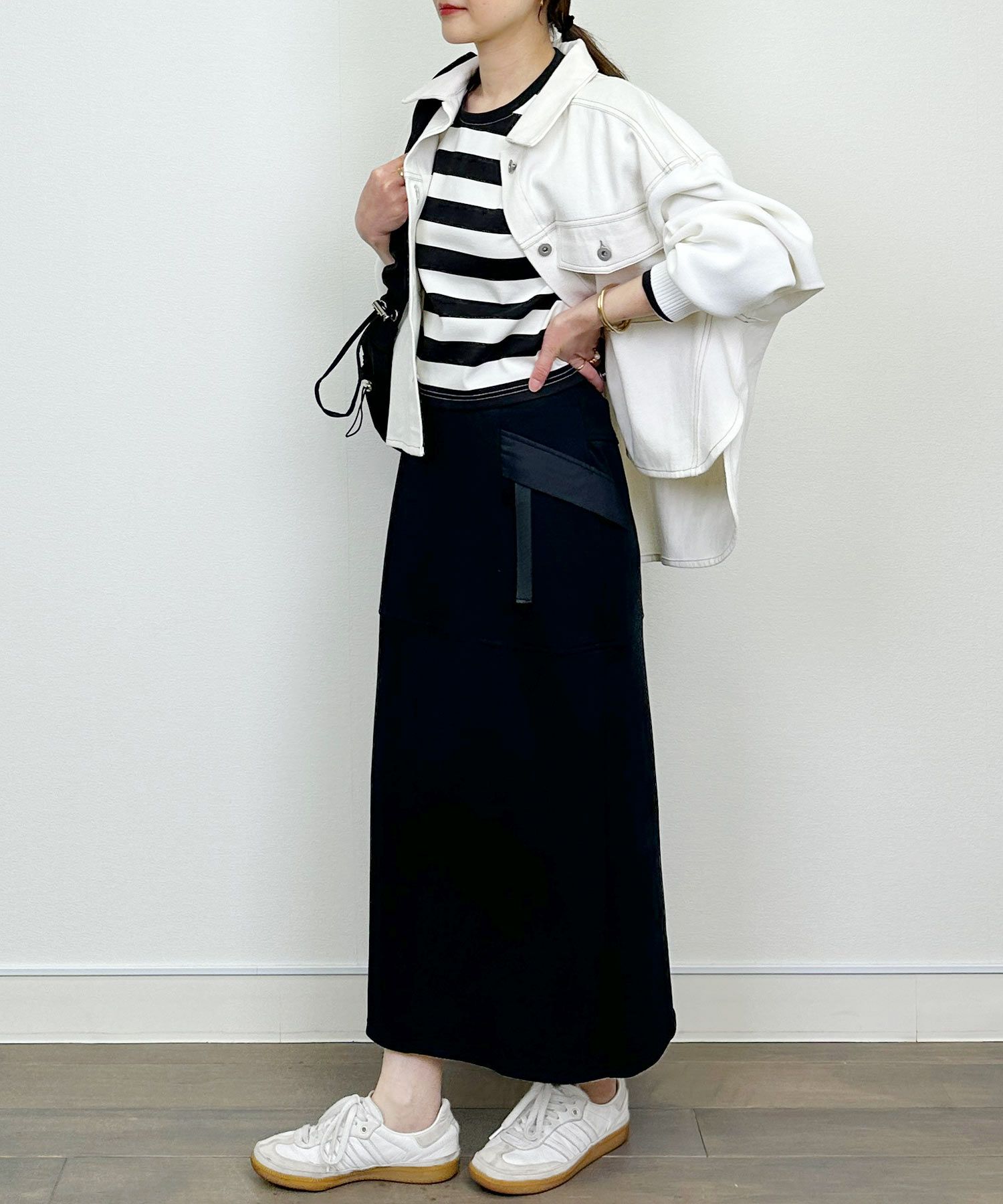 model：H164　着用サイズ：M　ブラック