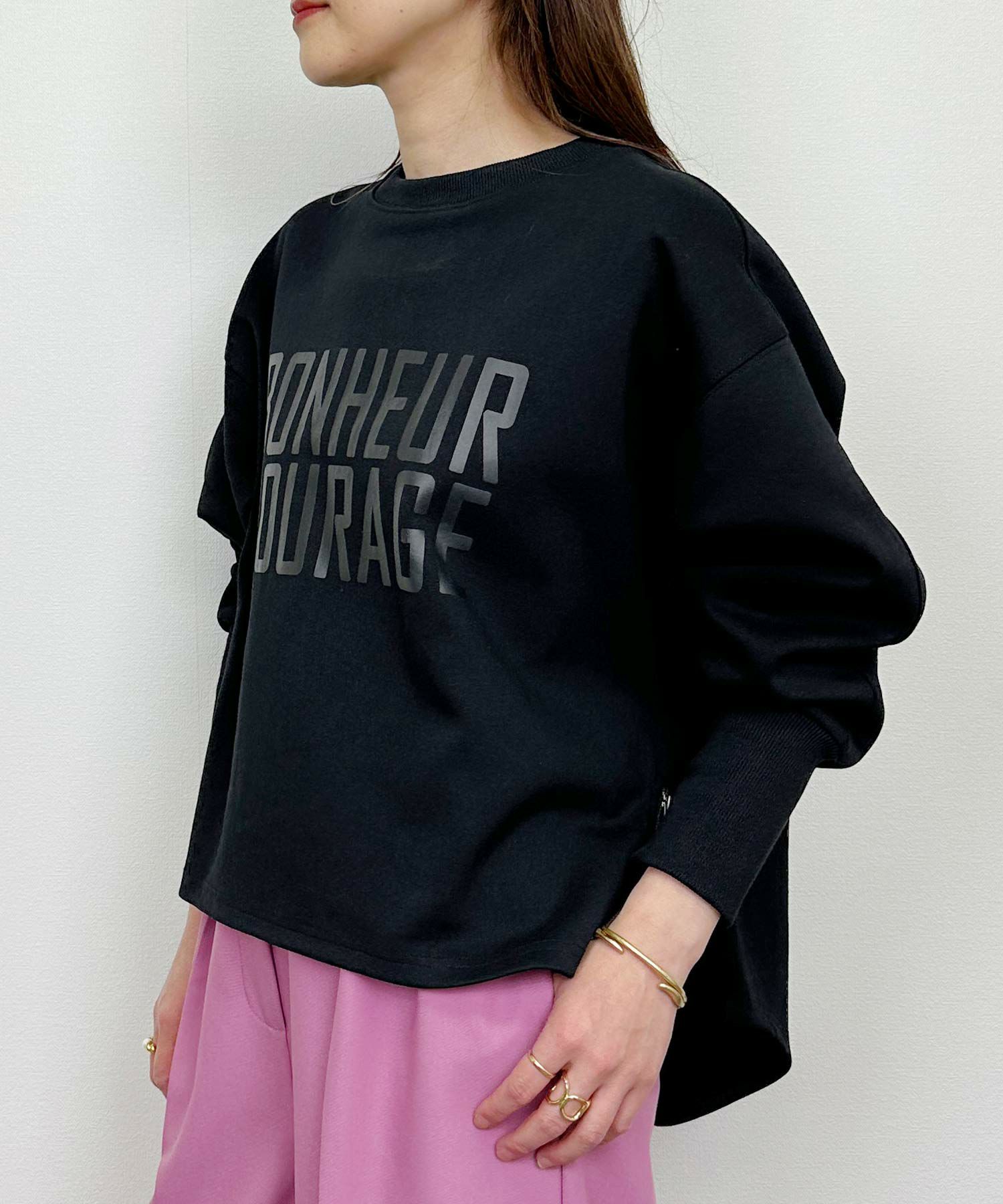 model：H164　着用サイズ：M　ブラック