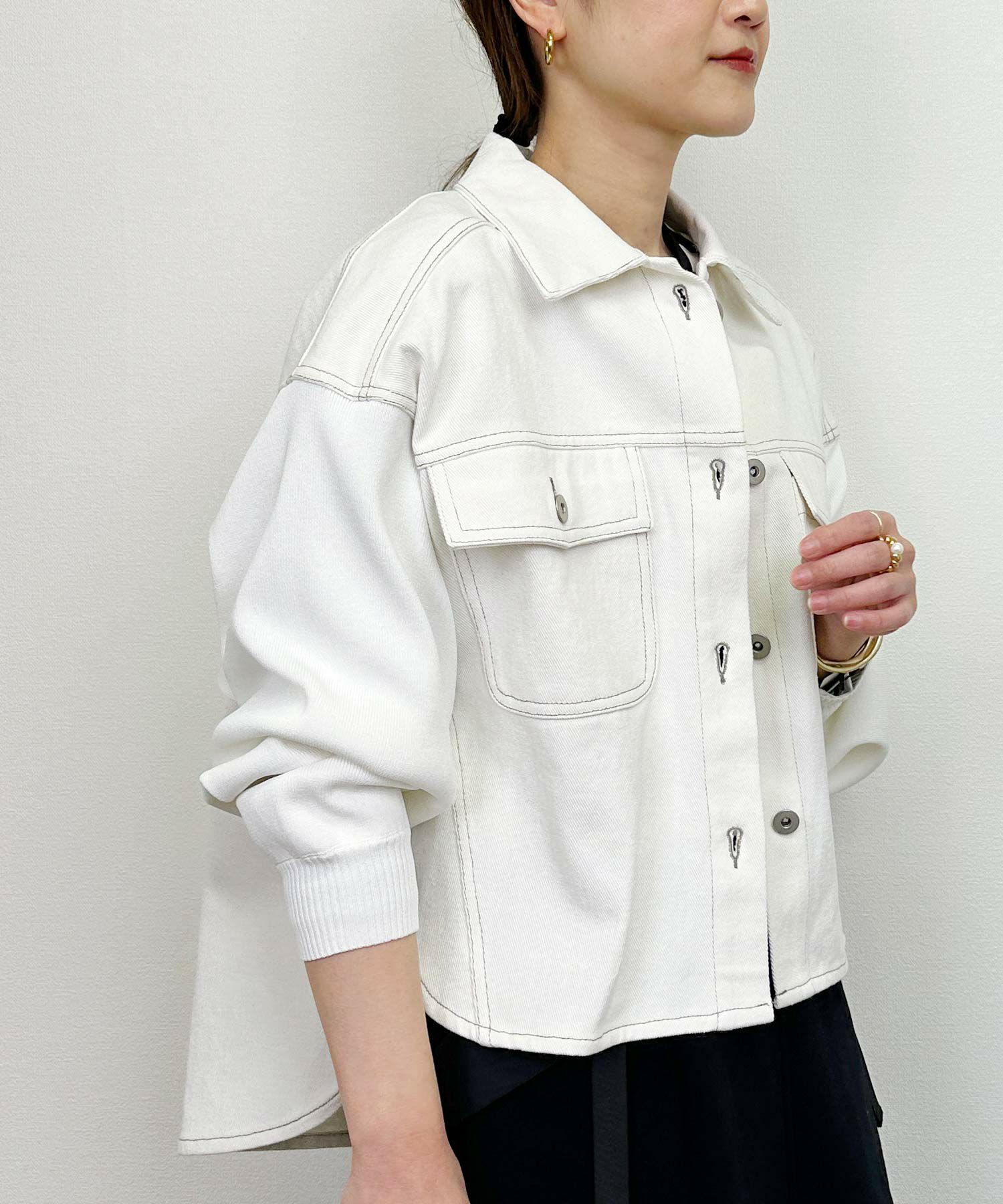 model：H164　着用サイズ：M　オフホワイト