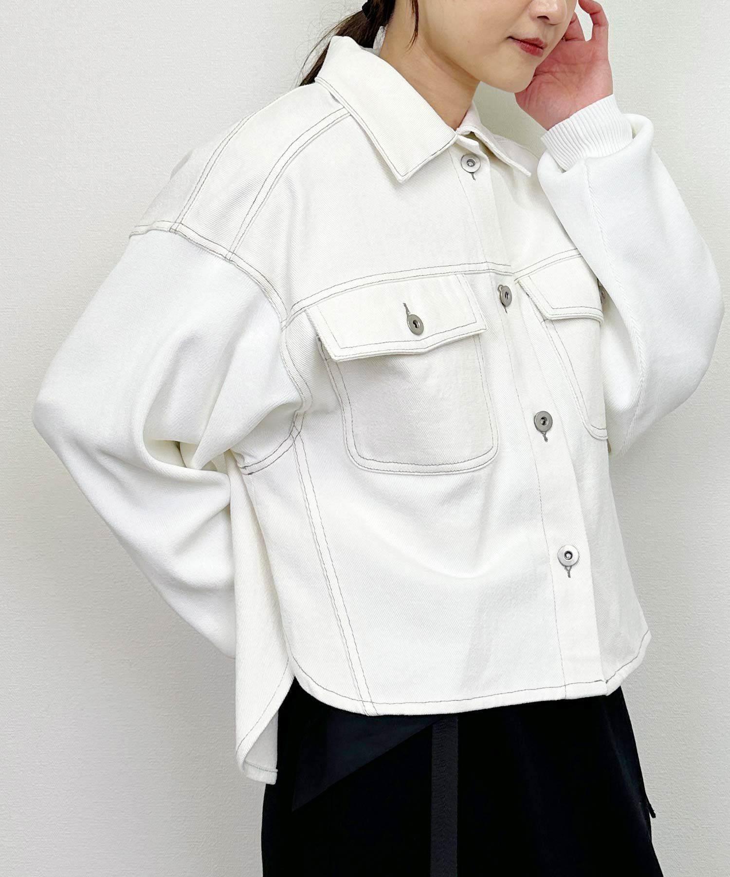 model：H164　着用サイズ：M　オフホワイト